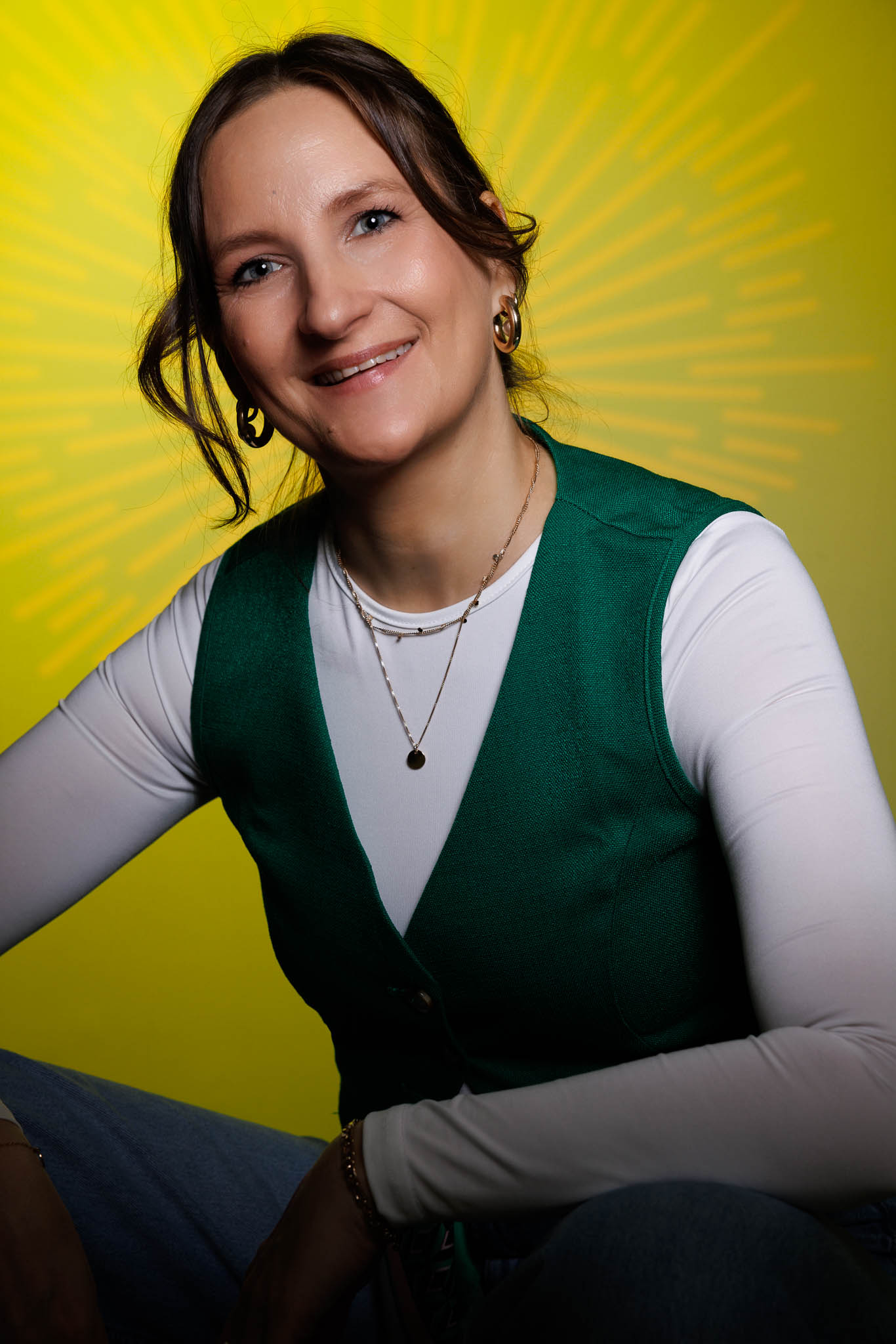 Kreative Branding-Strategien: Farbe und Licht in der Portrait Fot