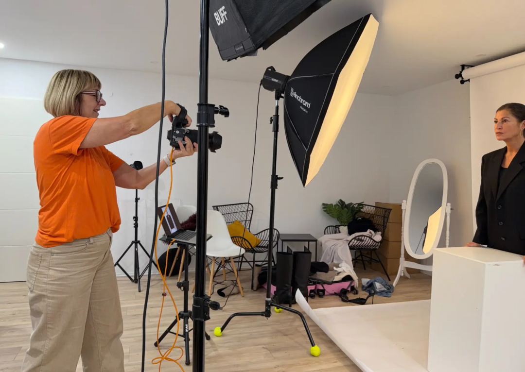 Claudia Kaiser im Studio – Fotoshooting mit Karina Schuh, Vorbereitung und Set-Aufbau