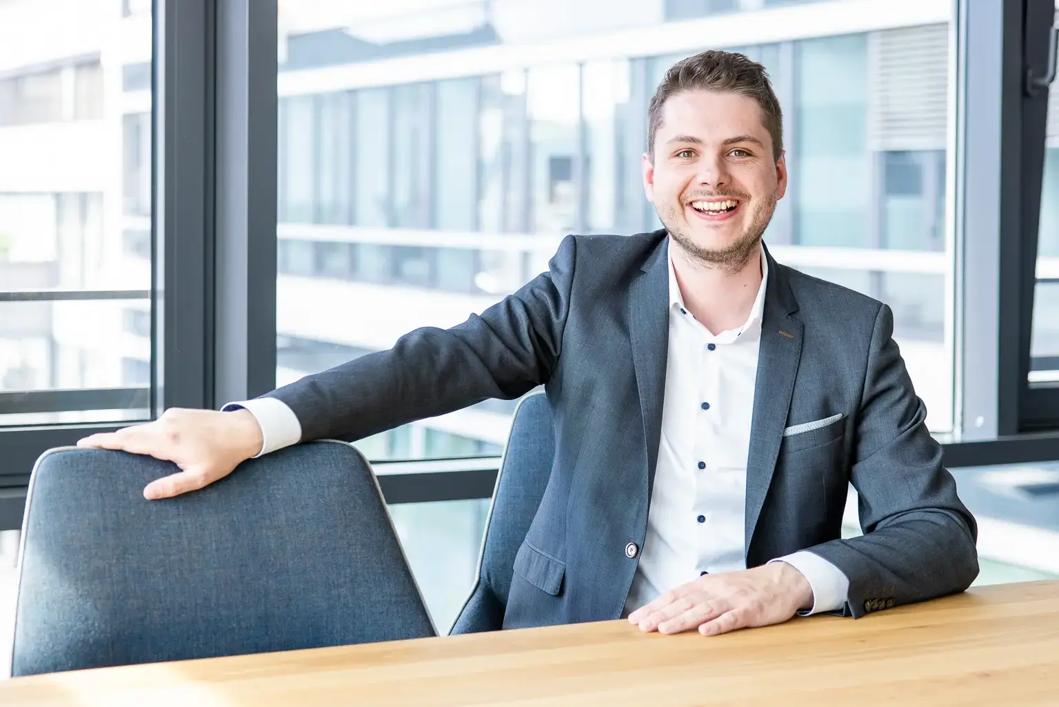 Portrait des Unternehmers von Erstlage Immobilien – professionelle Führungskräftefotografie