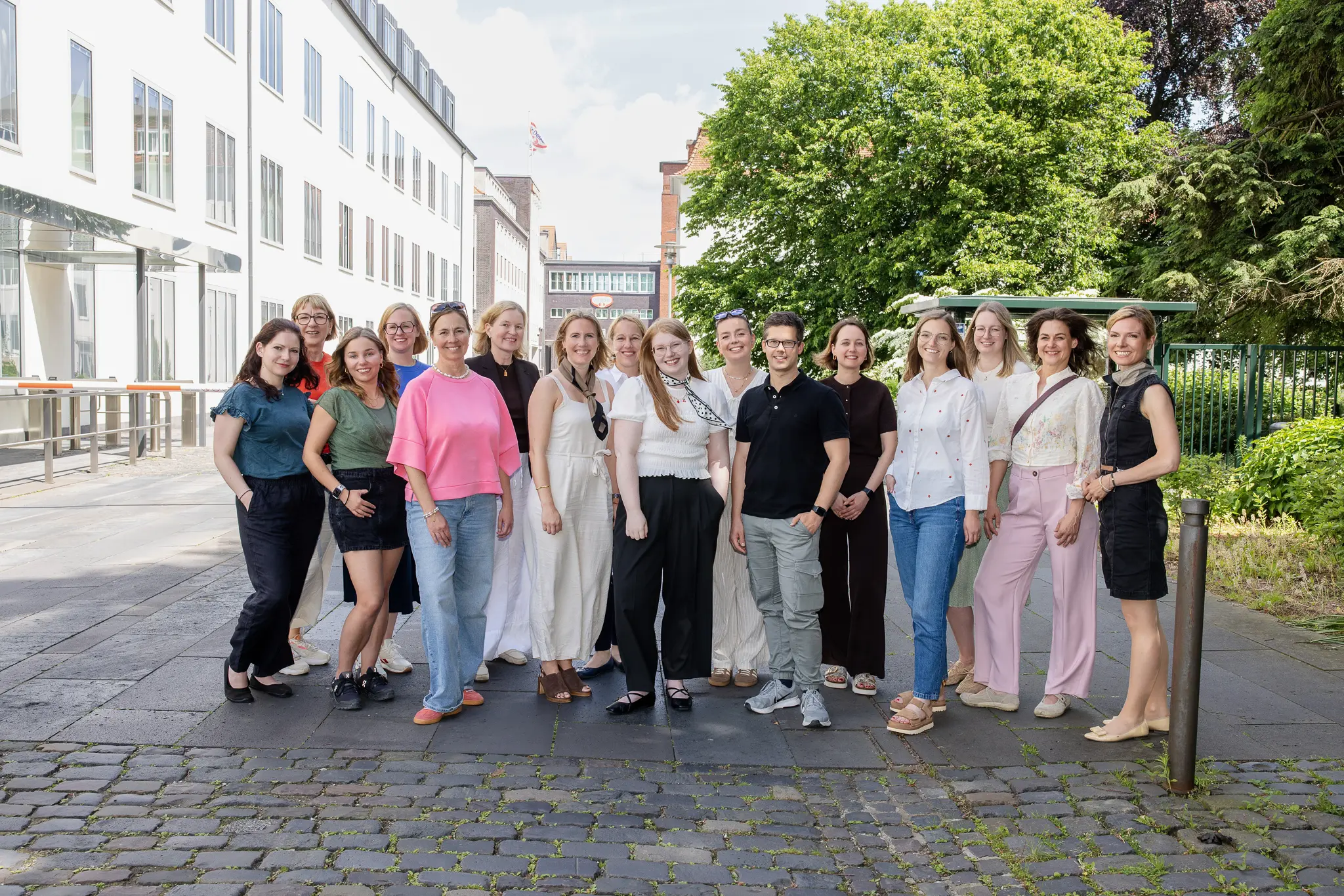 Gruppenfoto der Dr. Oetker TasteMaker beim Corporate Influencer Workshop in Bielefeld — begleitet von Markenfotografin Karina Schuh